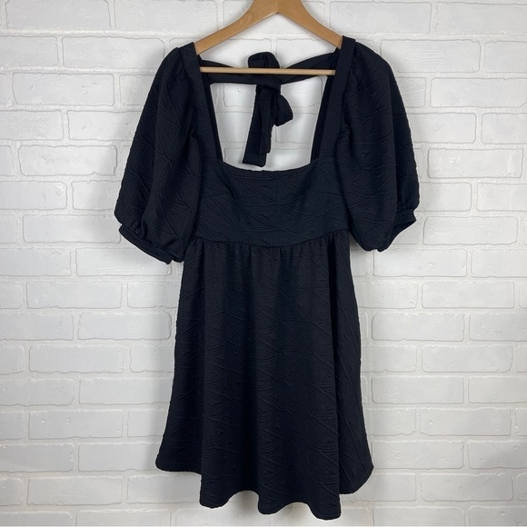 Free People Violet Mini Dress Black Textured Puff sleeve tie back size XS NWT - Picture 3 of 14